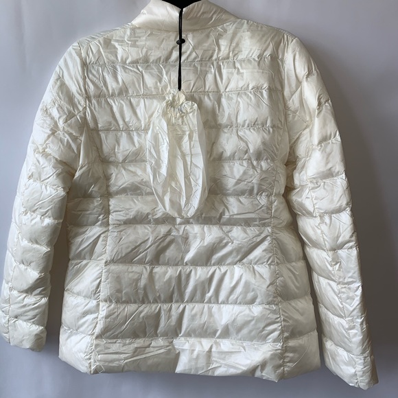 Ipolis Rose Lightweight Jacket - Picture 2 of 4